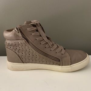 Steve Madden high top leather sneakers